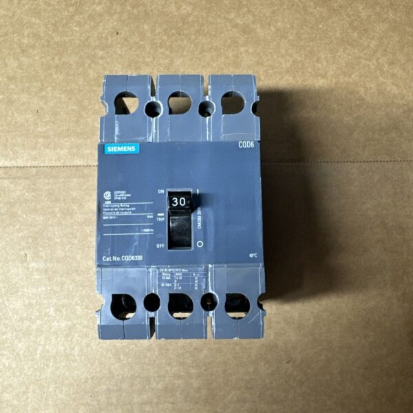 Siemens CQD330 30-Amp Three Pole 480/277V AC 14KAIC Circuit Breaker New No Box